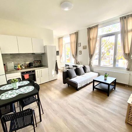 Сarnot Apartments Zoo Area Anversa Esterno foto