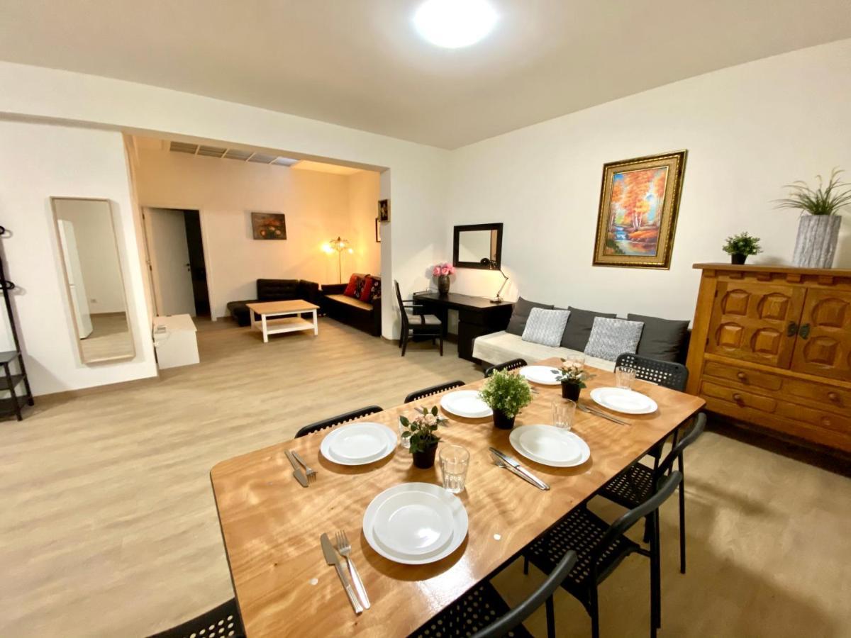 Сarnot Apartments Zoo Area Anversa Esterno foto