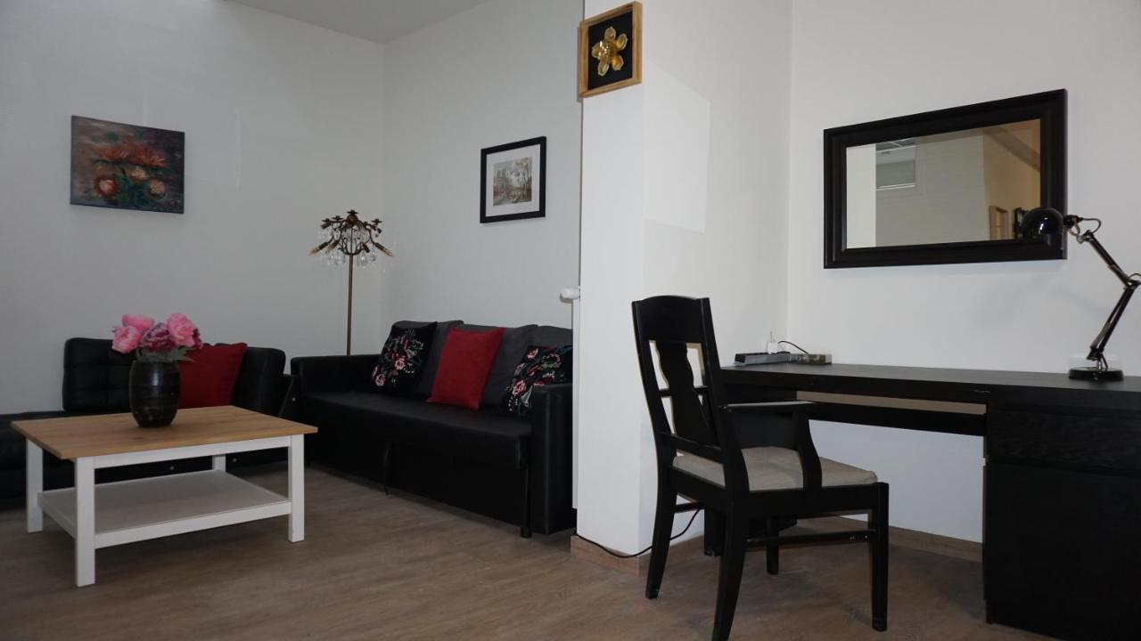 Сarnot Apartments Zoo Area Anversa Esterno foto