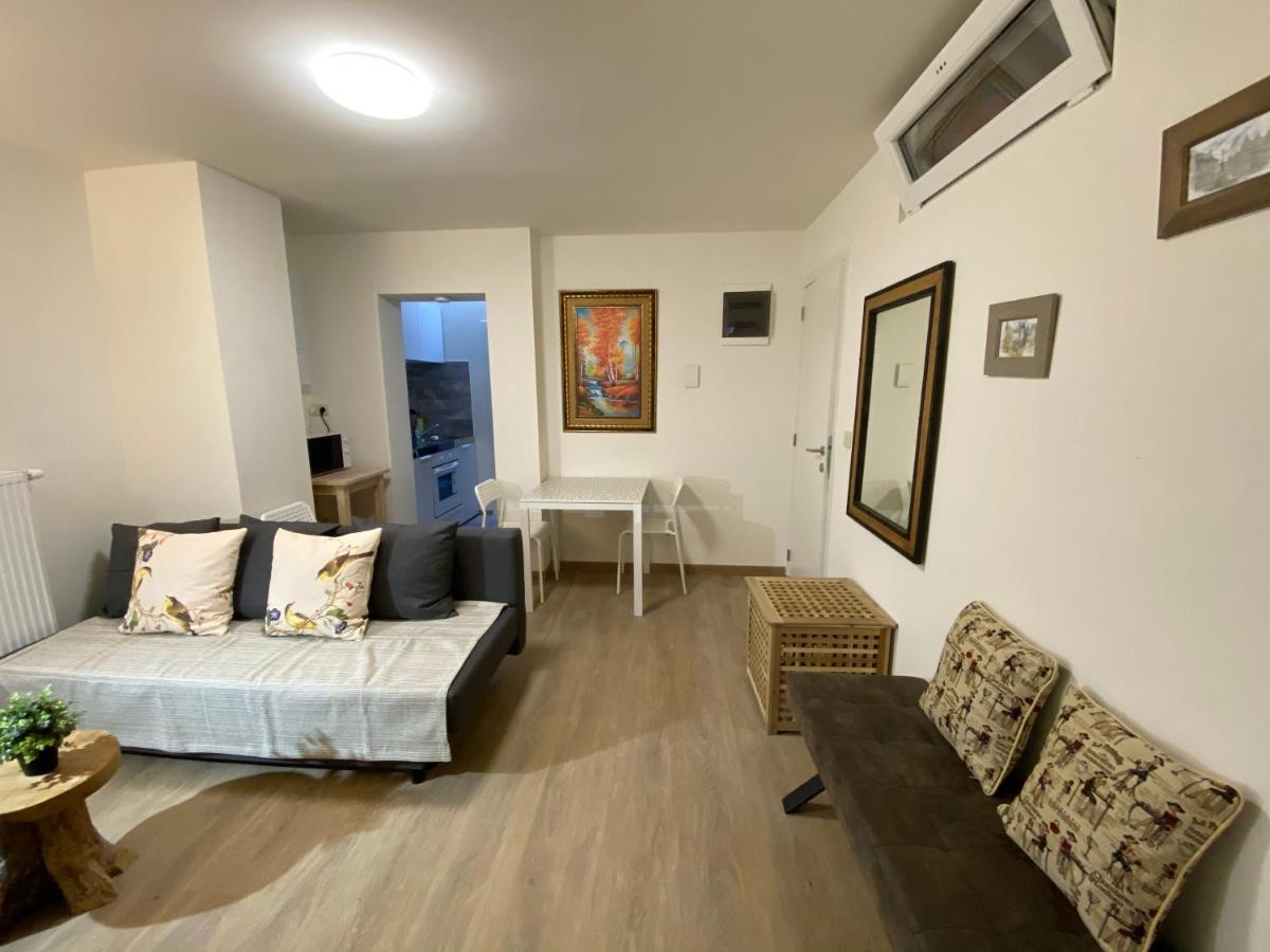 Сarnot Apartments Zoo Area Anversa Esterno foto