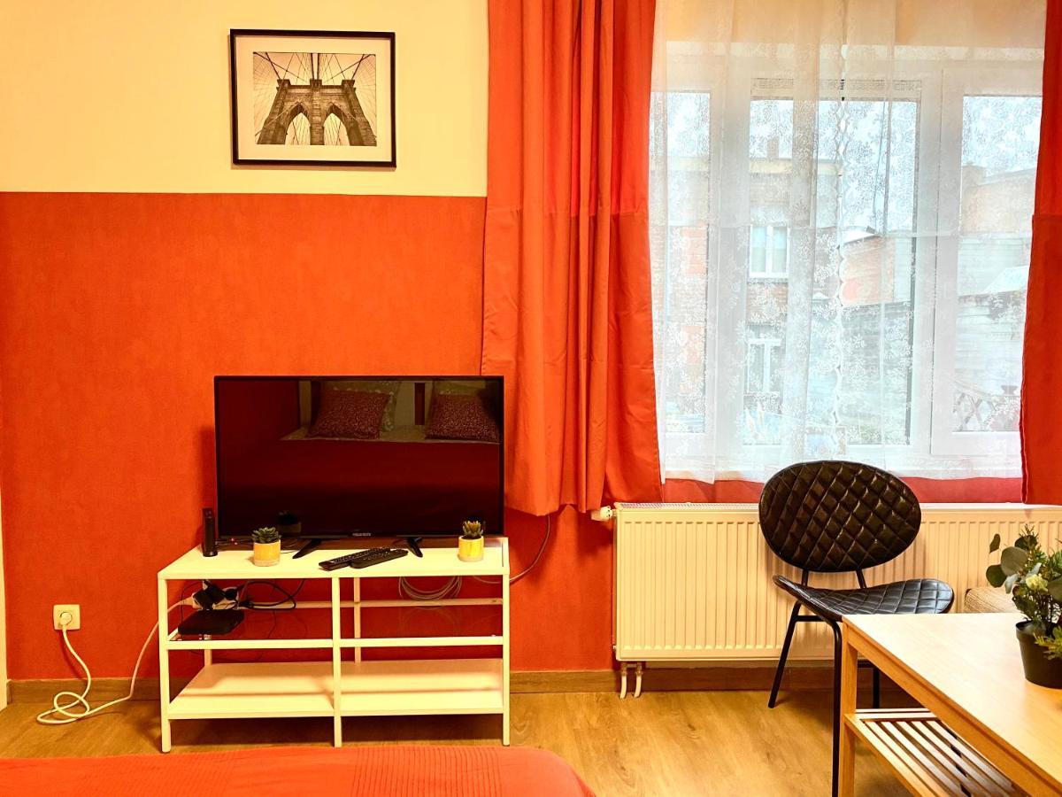 Сarnot Apartments Zoo Area Anversa Esterno foto