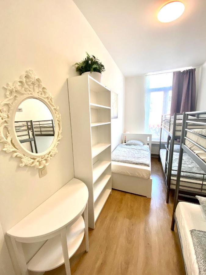 Сarnot Apartments Zoo Area Anversa Esterno foto